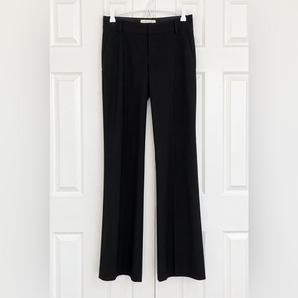 Banana Republic The Martin Fit Stretch Black Dress Pants Size 6 (EUC)